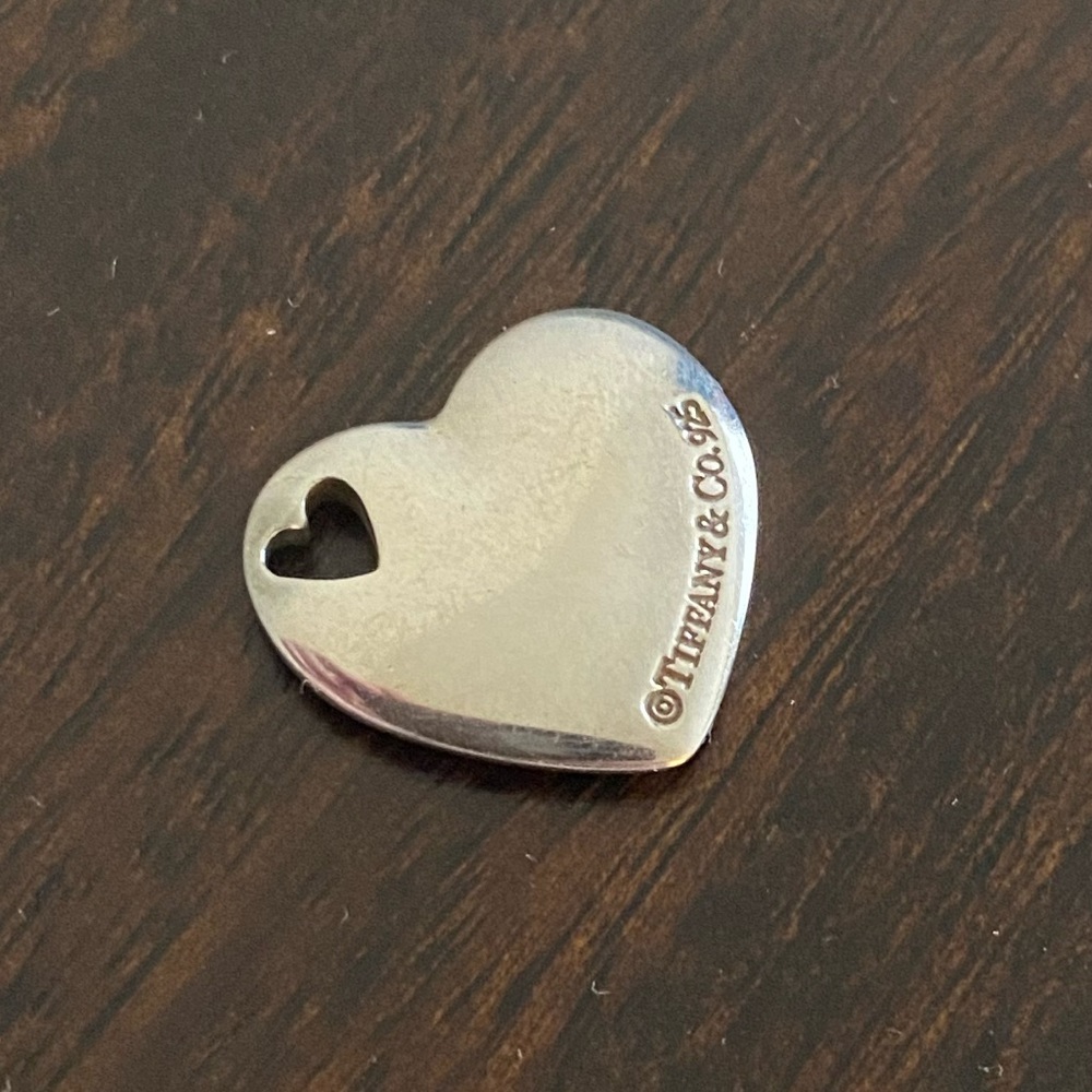 Tiffany& Co Heart Pendant